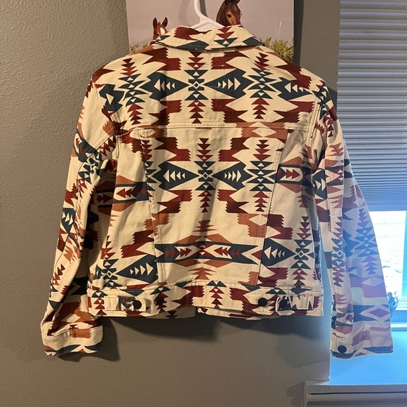 Wrangler Geometric Pattern Jacket - Picture 2 of 5